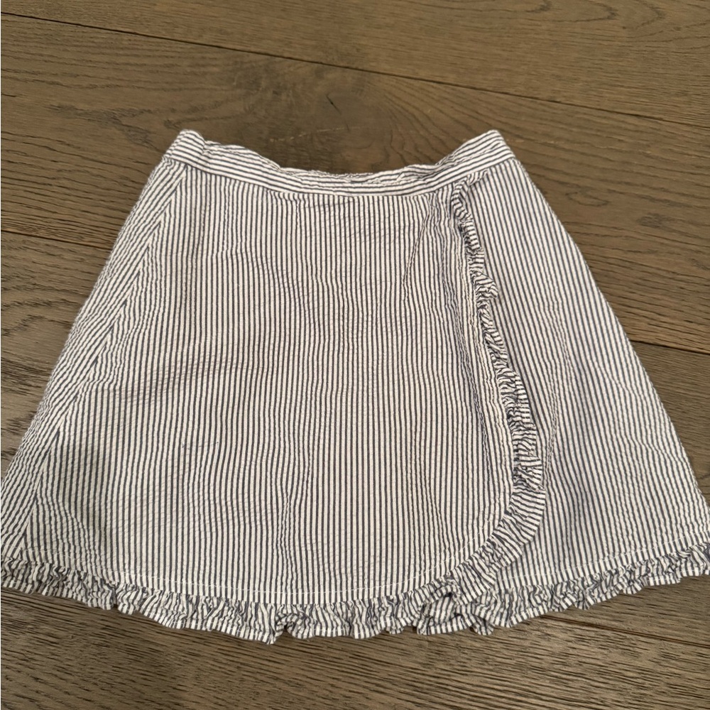 Seersucker Skort with Ruffled Details for Casual Wear